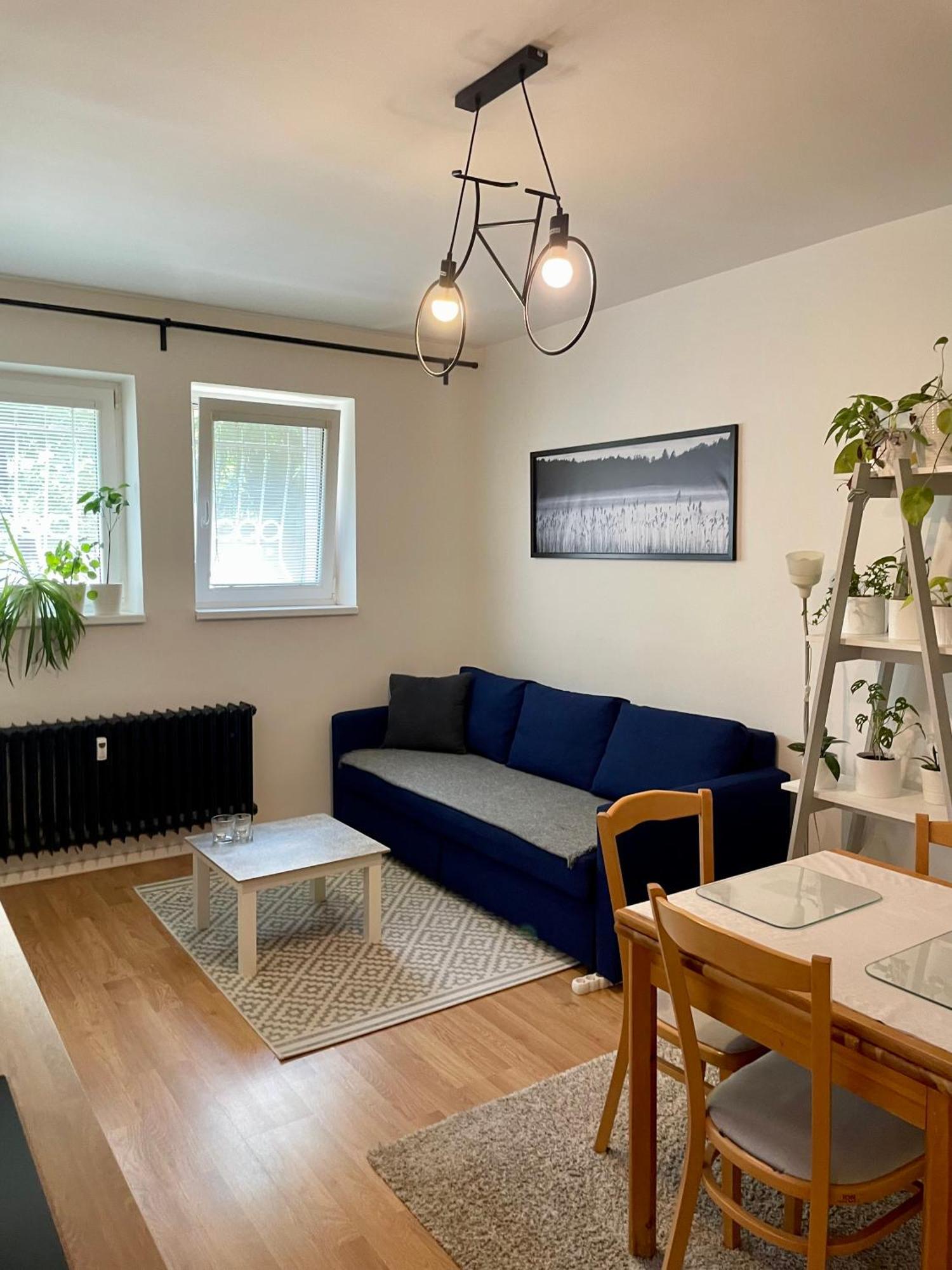 Cozy Self Check-In Apartment In Vibrant Ruzinov Area, Komarnicka 42, Bratislava Eksteriør billede